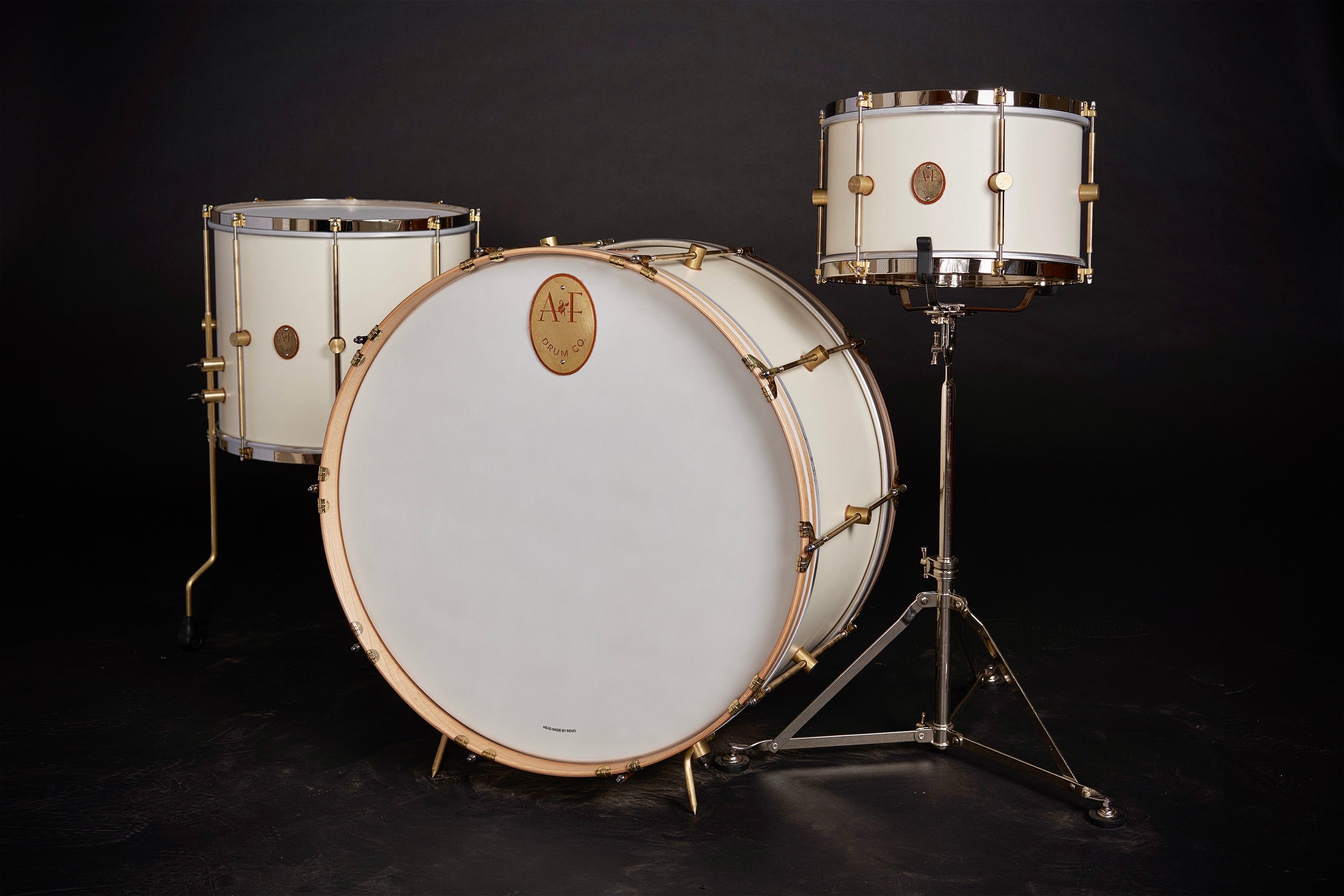 1901 Limited Edition Antique White Maple Club Rack Tom
